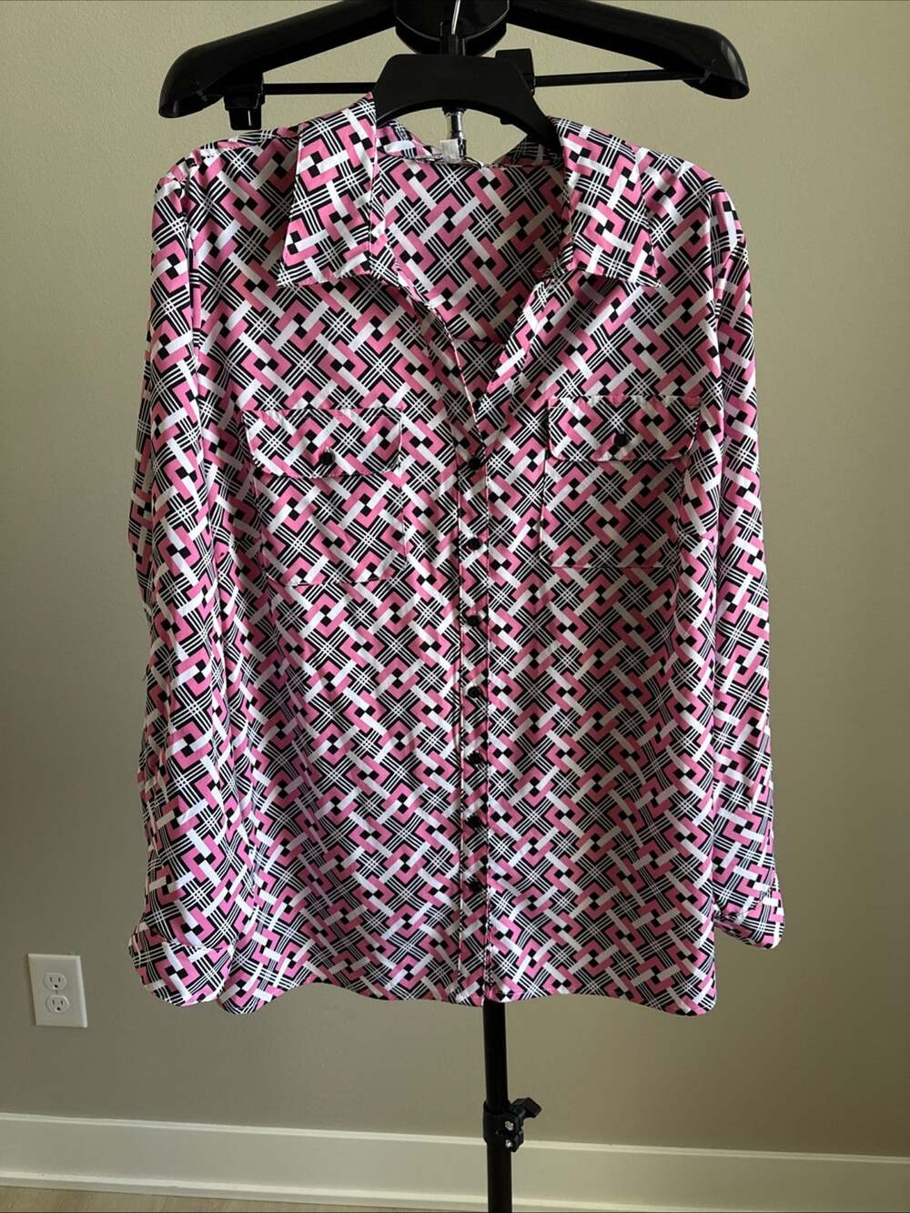 notations womens blouses 2XL Button Up Adjustable Sleeve Pink Black Geometric